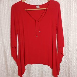 Evogues Shark Bite Flutter Sleeve Top